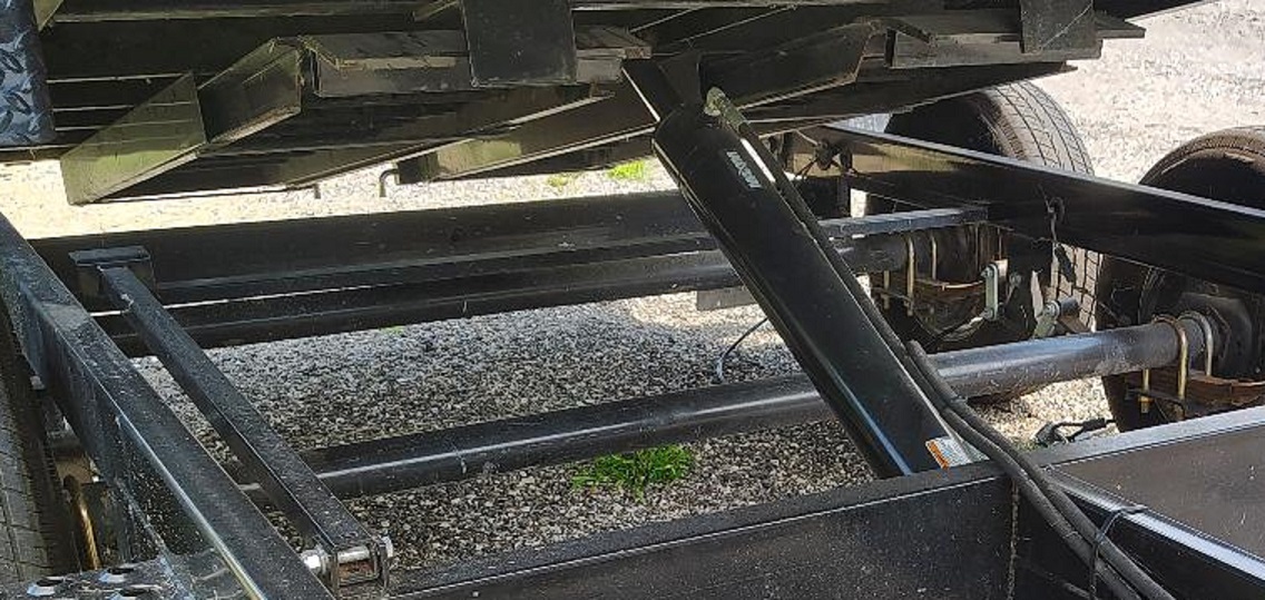 2022 SURE TRAC 12 foot Low Profile Homeowner Dump Trailer - Image 11